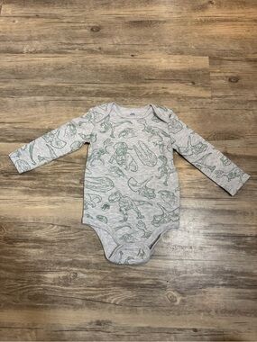 Jurassic Park Grey Dinosaur Print Long-Sleeve Baby One-Piece Bodysuit size 18M